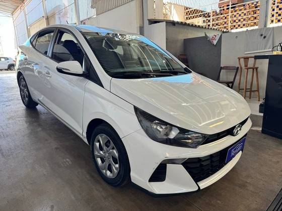 HYUNDAI HB20S 1.0 12V FLEX COMFORT PLUS MANUAL